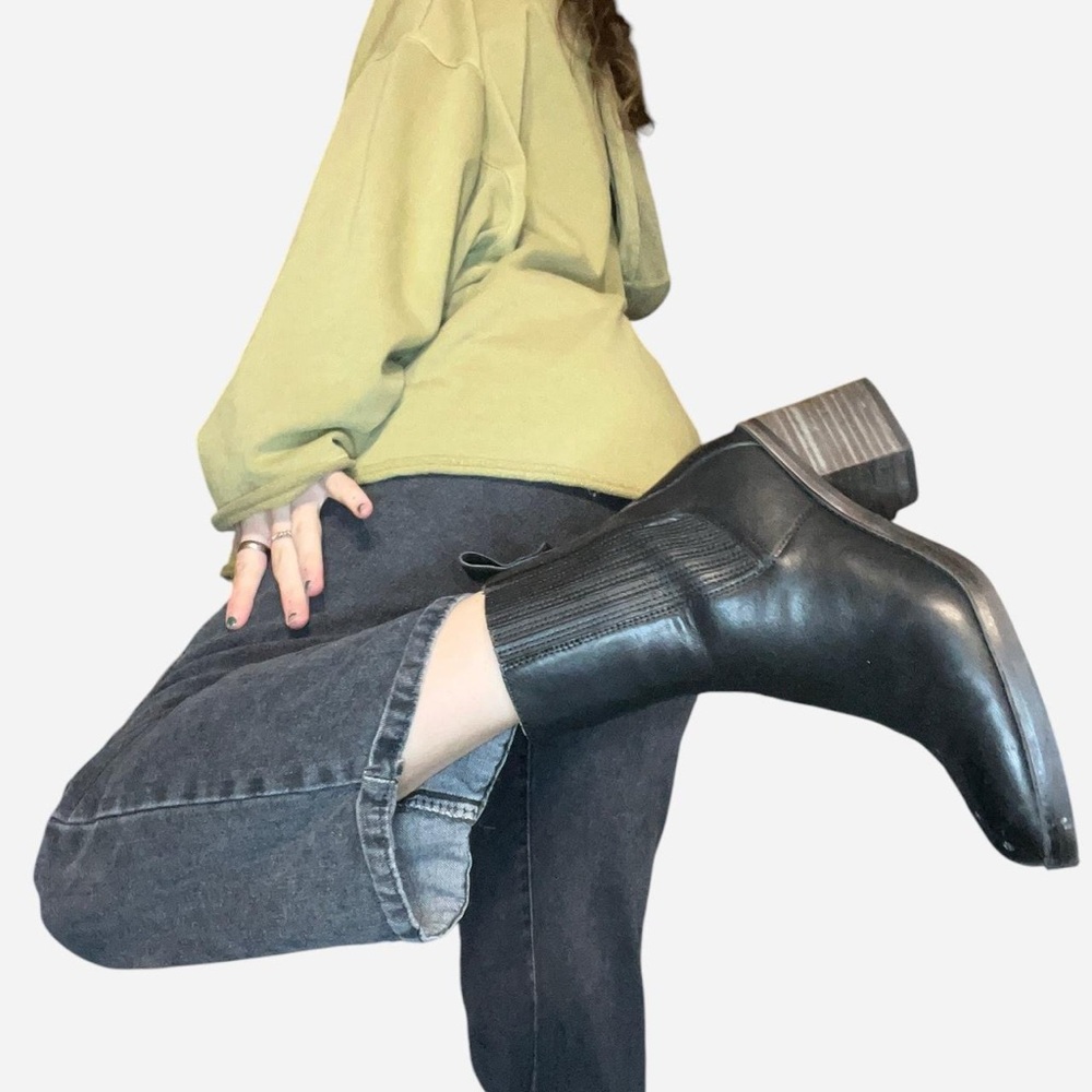 Ugh leather boots black heeled